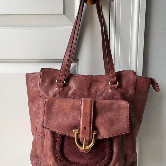 Etienne Aigner Plum leather shoulder bag - Picture 3 of 4